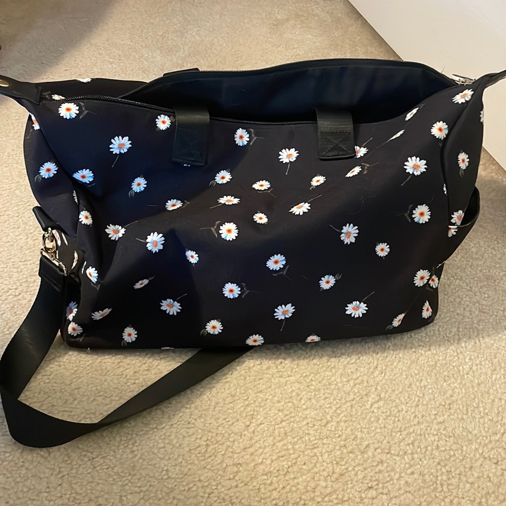 Daisy Alice and Olivia duffle